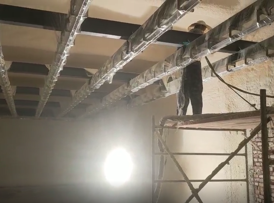 屠宰場冷庫保溫施工現(xiàn)場